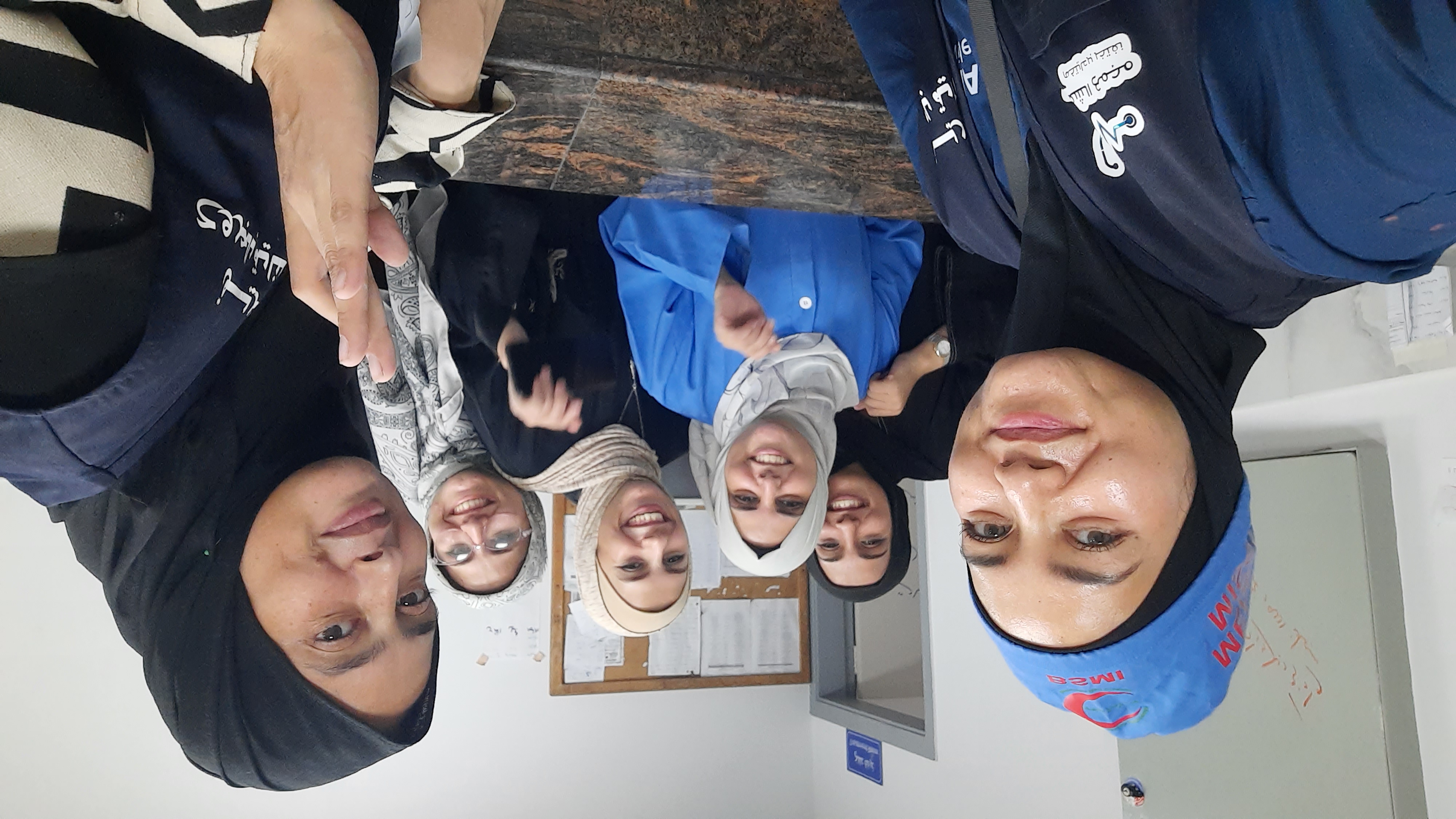 Patungan melahirkan dokter dan dokter spesialis Palestina